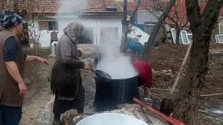 Yapımı bir günden fazla sürüyor, kazanlarda yapılıyor! A, B, C vitaminleri ile mineral deposu