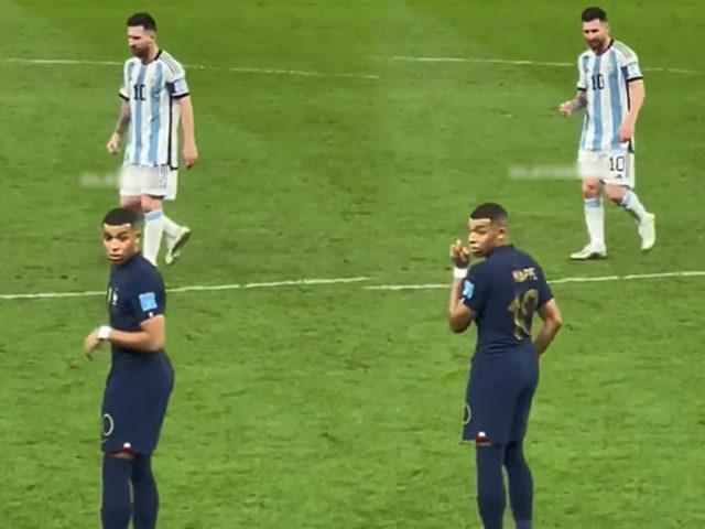 Messi'den Mbappe'ye olay yaratan hareket! Golden sonra kendini tutamadı ve kulübeye doğru koştu...