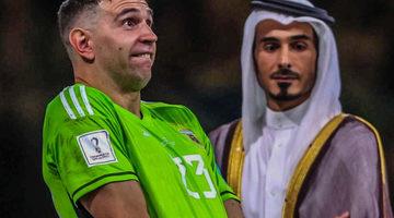 Arjantin Fransa maçı sonrası düzenlenen ödül töreninde skandal davranış!