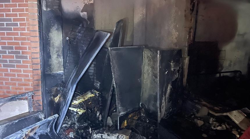 Mersin'de evde çıkan yangında 1 kişi yaşamını yitirdi