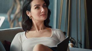 Birce Akalay sorulan o soruya sinirlendi! Çok çirkin oluyor