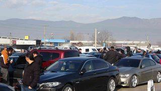 'Yılbaşında araba fiyatlarına zam gelecek’ söylentisi bile yetti! Akın ettiler