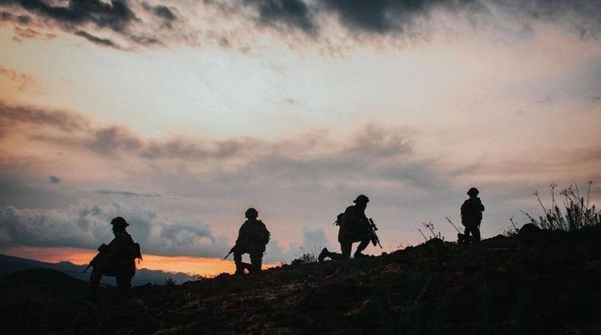 SON DAKİKA | Kırmızı bültenle aranan DEAŞ'lı terörist, sınır hattında yakalandı