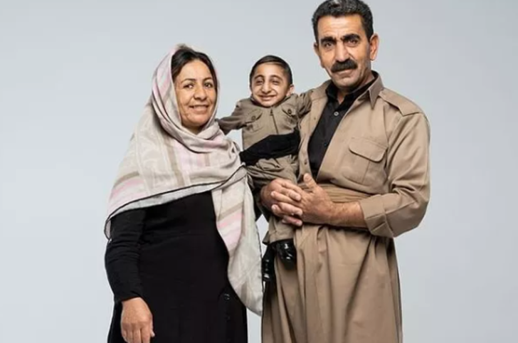 Dünyanın en kısa insanı rekorunun yeni sahibi oldu! Guinness Rekorlar Kitabı’na resmi olarak girdi G1