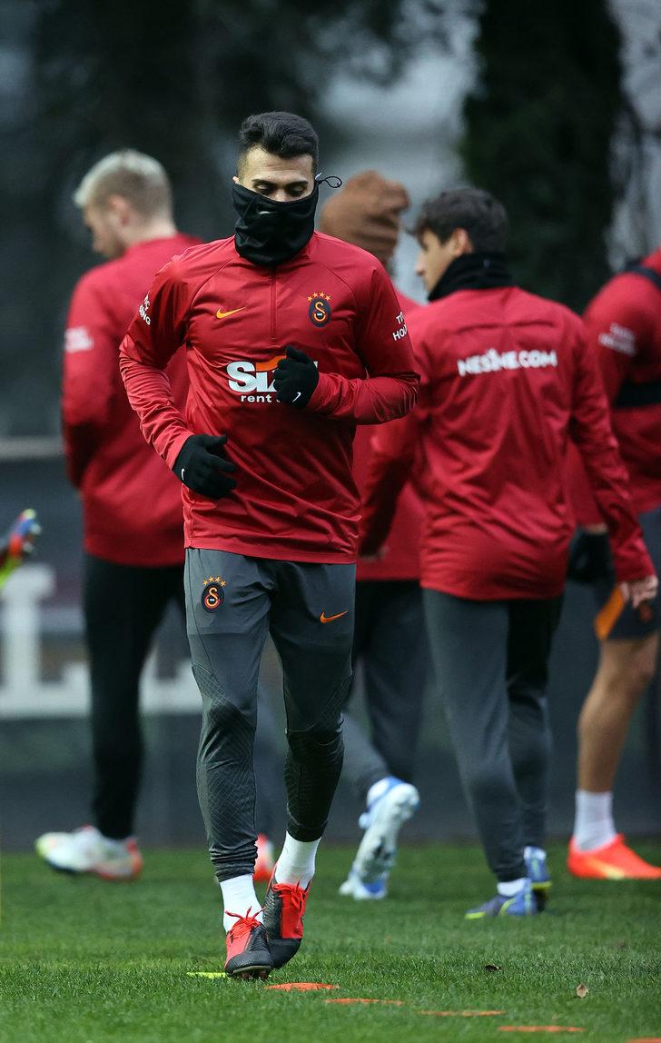 'Sahalardan uzun süre uzak kalacak' denmişti, takımla idmana çıktı! Galatasaray'da Sergio Oliveira sevinci... G1