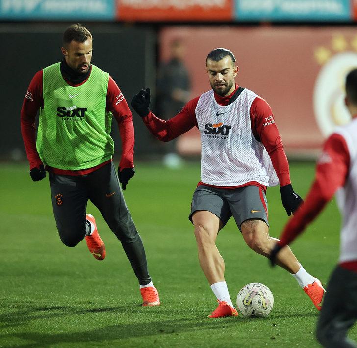 'Sahalardan uzun süre uzak kalacak' denmişti, takımla idmana çıktı! Galatasaray'da Sergio Oliveira sevinci... G5