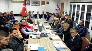 Antalya Valisi Yazıcı, Kumluca'daki sel sonrasında yürütülen çalışmaları inceledi