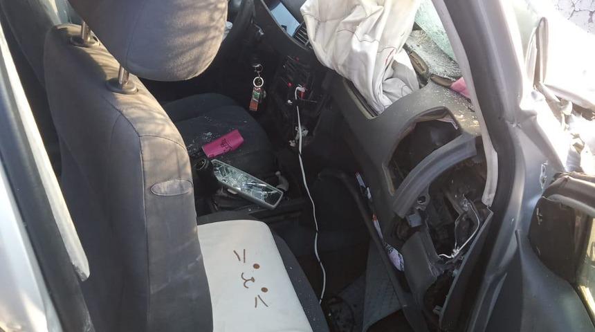 İzmir'de minibüs ile otomobilin çarpıştığı kazada 9 kişi yaralandı