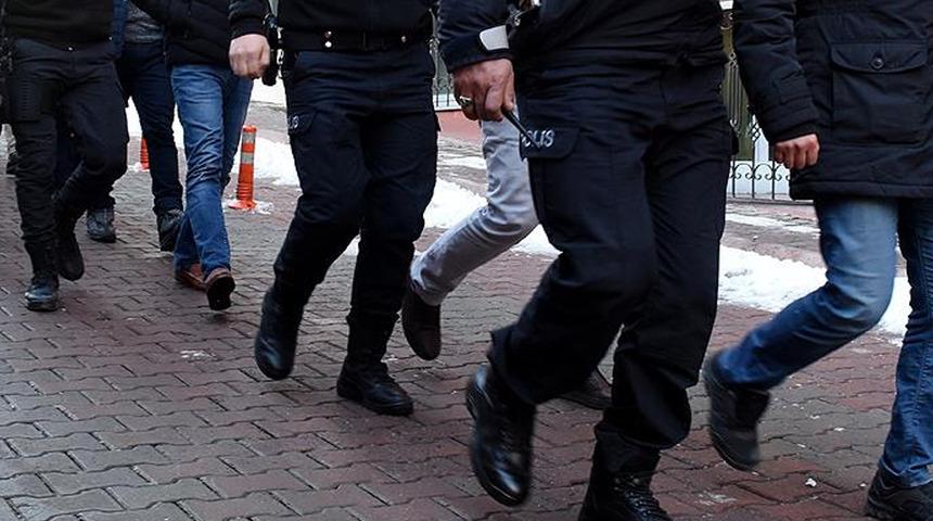 SON DAKİKA | İzmir merkezli 13 ilde FETÖ operasyonu!  Aralarında muvazzaf askerler ve eski askeri okul öğrencileri var