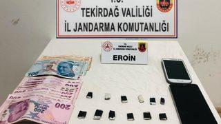 Şüpheli araçta eroin ele geçirildi: 2 gözaltı