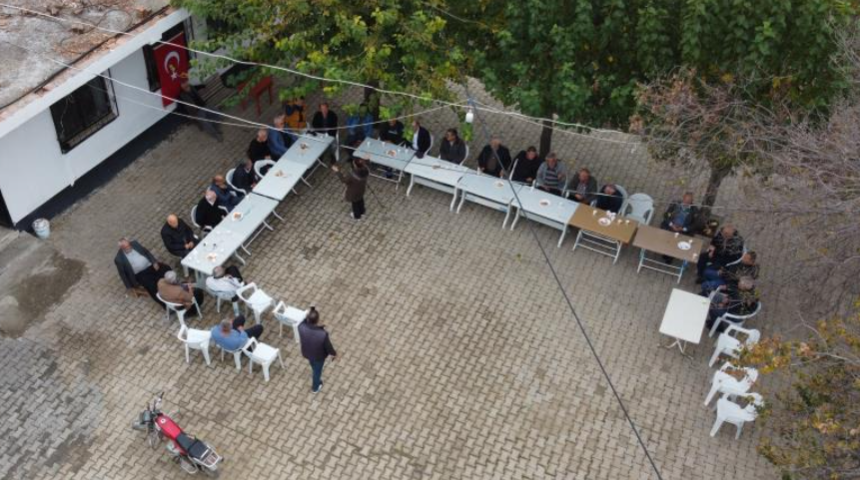 Adana'daki bu mahalleye 'Birleşmiş Milletler Mahallesi' deniliyor! 'İnsanların burada 10 g&uuml;n yaşaması lazım'