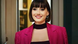 Yasak Elma'nın yıldızı Sevda Erginci'nin sütyensiz pozuna yorum yağdı