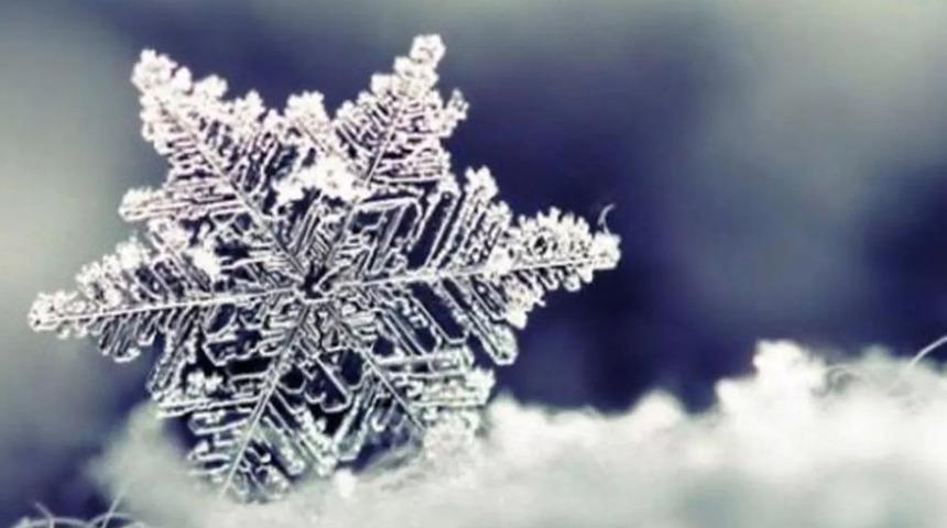 İstanbul'a kar mı geliyor, ne zaman yağacak? İstanbullunun kar hasreti son buluyor!