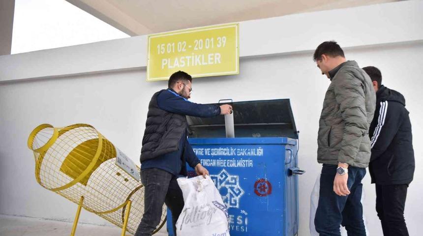 Karesi Belediyesi atık getirme merkezine ilk atıklar geldi