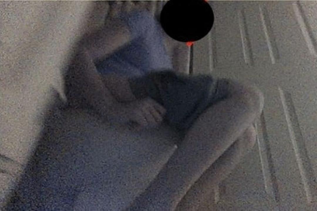 Robot s&uuml;p&uuml;rge tuvaletini yaparken fotoğraflarını &ccedil;ekti! O g&ouml;r&uuml;nt&uuml;leri Facebook&rsquo;ta g&ouml;r&uuml;nce şaşkına d&ouml;nd&uuml;