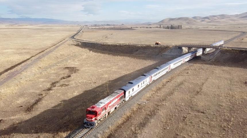 Turistik Doğu Ekspresi’ne yoğun ilgi
