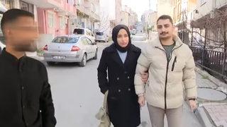 TOKİ'den ev almak isterken, otomobillerini dolandırıcıya kaptırdılar! Dini bütün, zengin adam dedik...