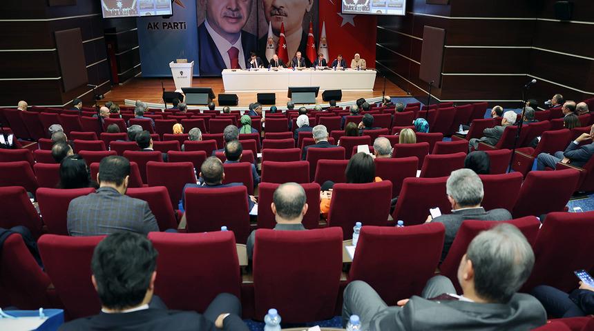 2 saat süren AK Parti MKYK toplantısı sona erdi