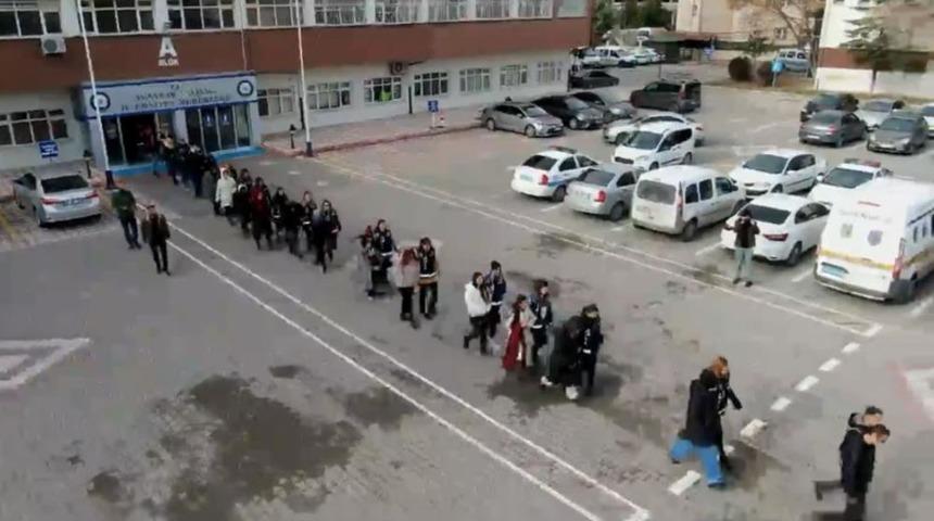 Sahte sitelerle arama motorlarında ilk sıralarda çıktılar! Araç muayene dolandırıcılığında 20 milyon TL'lik vurgun!