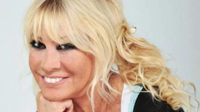 Pakize Suda kimdir, neden öldü? Ünlü oyuncu ve yazar Pakize Suda son yolculuğuna uğurlandı!