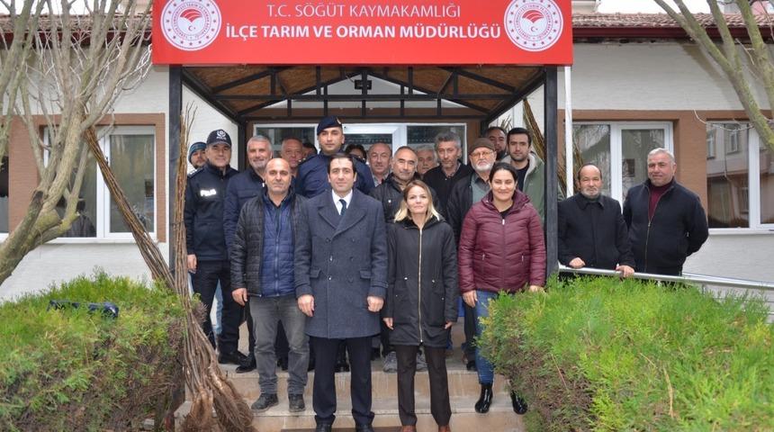 Söğüt’te 117 çiftçiye 4 bin 900 adet ceviz ve badem fidanı dağıtıldı