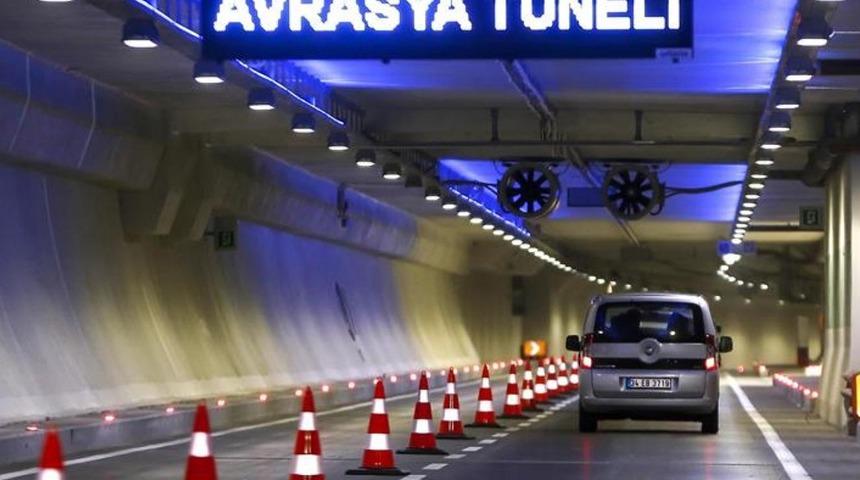 İstanbullular dikkat! Avrasya Tüneli ücreti zamlanacak mı? Ulaştırma Bakanı canlı yayında açıkladı: ‘Dünyadaki örnekleri daha pahalı…’