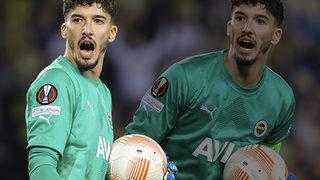 Ne yaptın Altay Bayındır! Kendisiyle ilgilenenlere öyle bir cevap verdi ki...