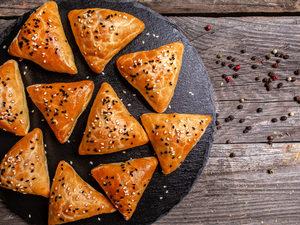 Airfryer kıymalı muska böreği tarifi: Airfryer'da kıymalı muska böreği nasıl yapılır?