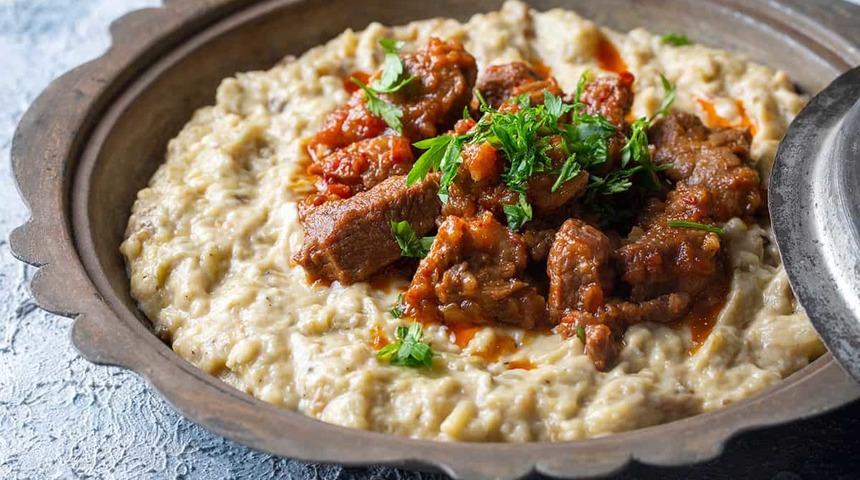 Zuhal Topal'la Yemekteyiz hünkar beğendi tarifi! Osmanlı saray mutfağının ana yemeği hünkar beğendi nasıl yapılır? 