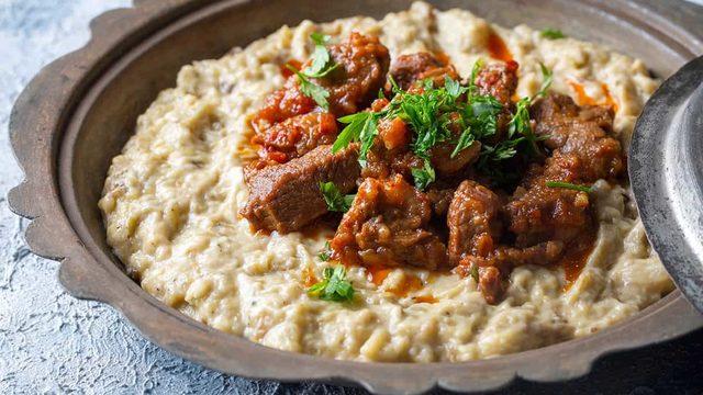 Zuhal Topal'la Yemekteyiz hünkar beğendi tarifi! Osmanlı saray mutfağının ana yemeği hünkar beğendi nasıl yapılır? 