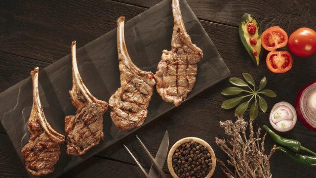 Airfryer yufkada kuzu pirzola tarifi hem çıtır hem yumuşacık: Airfryer'da yufkada kuzu pirzola nasıl yapılır?