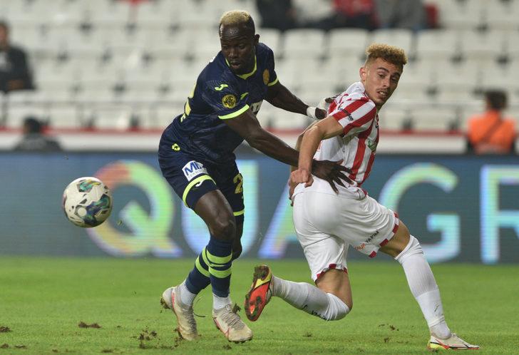Ankaragücü Antalyaspor'u 2-0 mağlup etti! Başkent ekibi 2 maç sonra güldü