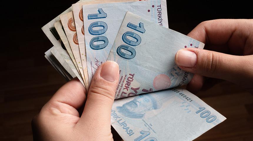 Emekli maaşlarına seyyanen zam gelir mi? Emekli, asgari ücret tablosunu örnek göstererek istedi: En az yüzde 40…