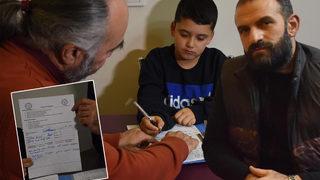 7 yaşındaki oğluyla sorununu çözemeyince ara bulucu devreye girdi! Sözleşme imzaladılar