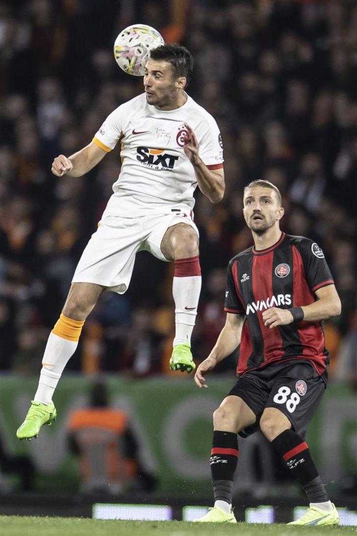 Son dakika: İstanbulspor maçı öncesi Galatasaray'da kriz çıktı! Salgın takımı sardı, yıldızlar ve Okan Buruk gribe yakalandı... G4