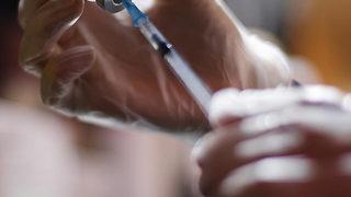 Piyasadan geri çekilmişti! Sağlık Bakanlığından aşı açıklaması