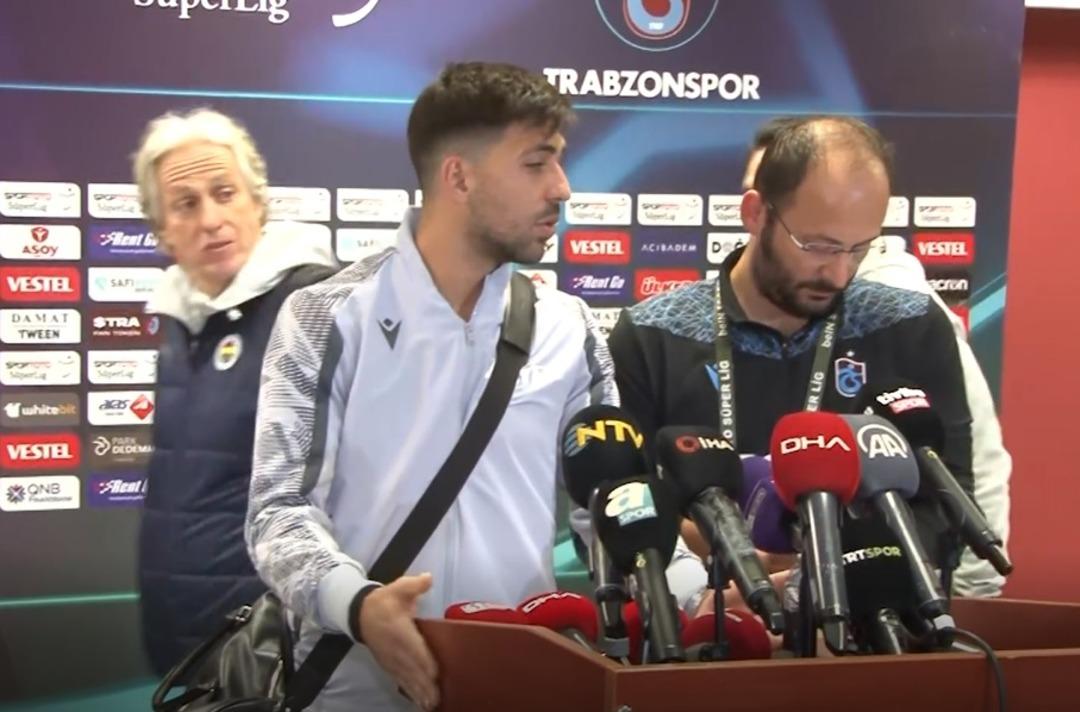 &Ouml;nce patlattı sonra g&uuml;ld&uuml;! Jorge Jesus'tan ma&ccedil; sonunda Bakasetas'a 'sakızlı' şaka!