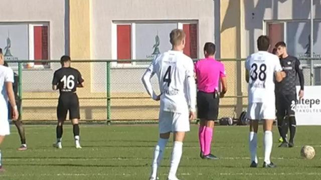 Maçı bıraktılar, hakem bile ne olduğunu anlamadı...