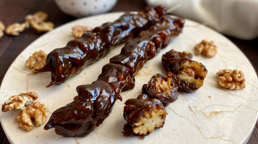 En sağlıklı atıştırmalık: Cevizli sucuk tarifi! Evde cevizli sucuk nasıl yapılır?