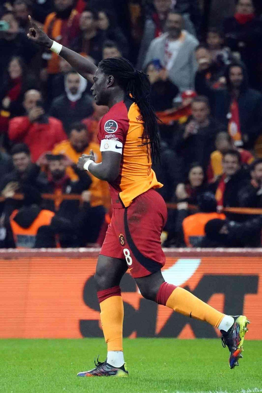 BAFETIMBI GOMIS