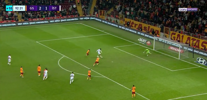 Son dakika: Galatasaray - İstanbulspor maçına damga vuran pozisyon! 90+3'te tüm stadyum dondu kaldı... G5