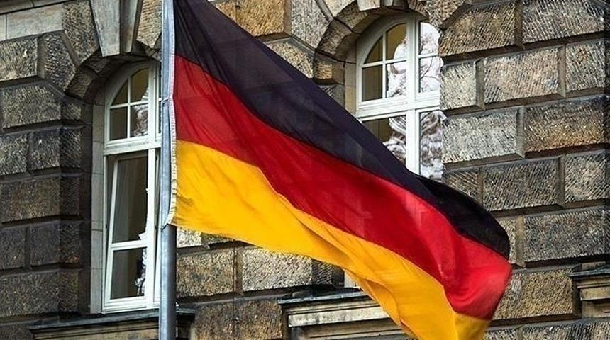 Almanya'nın gündemine oturan tartışma "Seçme yaşını 16'ya indirelim"