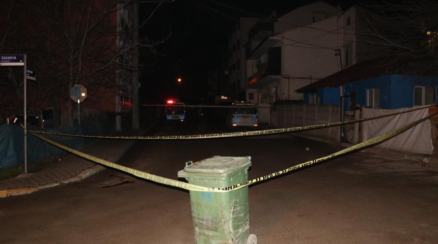 Kocaeli'de bir kişi, oğluyla kavga eden çocuğun babasını tüfekle vurdu