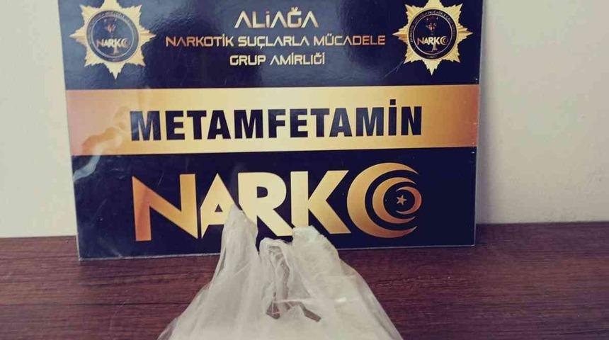Aliağa&rsquo;da uyuşturucu operasyonu: 2 kişi tutuklandı