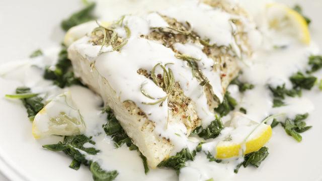 Airfryer kremalı mezgit tarifi ve malzemeleri nedir? Airfryer'da kremalı mezgit nasıl yapılır?