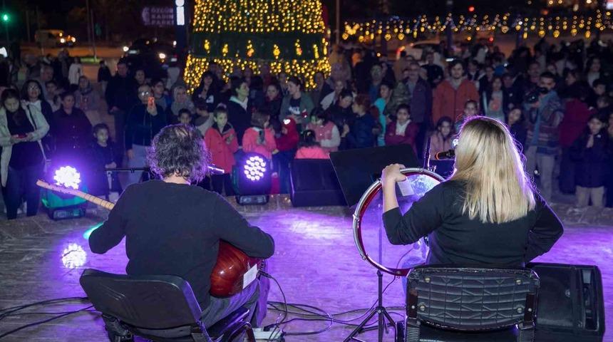 Seyhan’da yeni yıl kutlamaları erken başladı