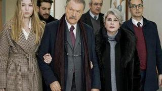 Camdaki Kız'da şok ayrılık! Başrol oyuncusu diziye veda etti 