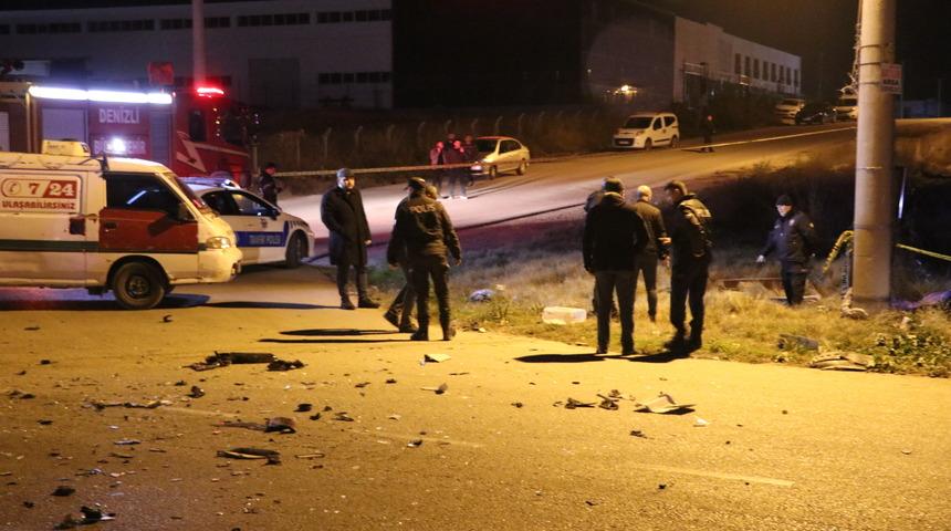 Denizli'de tırla çarpışan minibüsteki 1 kişi öldü, 12 kişi yaralandı