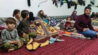 Şanlıurfa'da yağmurdan etkilenen aileler taziye evine yerleştirildi