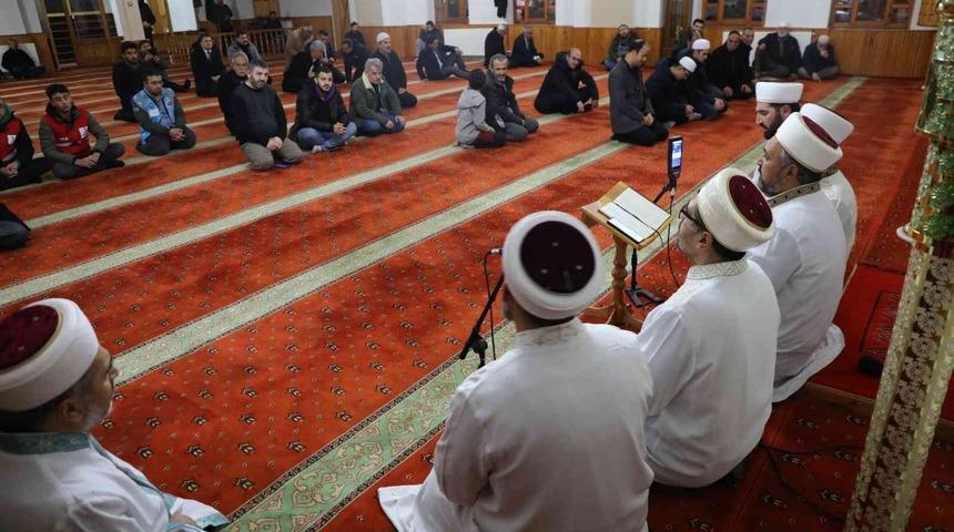 1939 Erzincan Depreminde hayatını kaybedenler i&ccedil;in mevlid-i şerif okutuldu